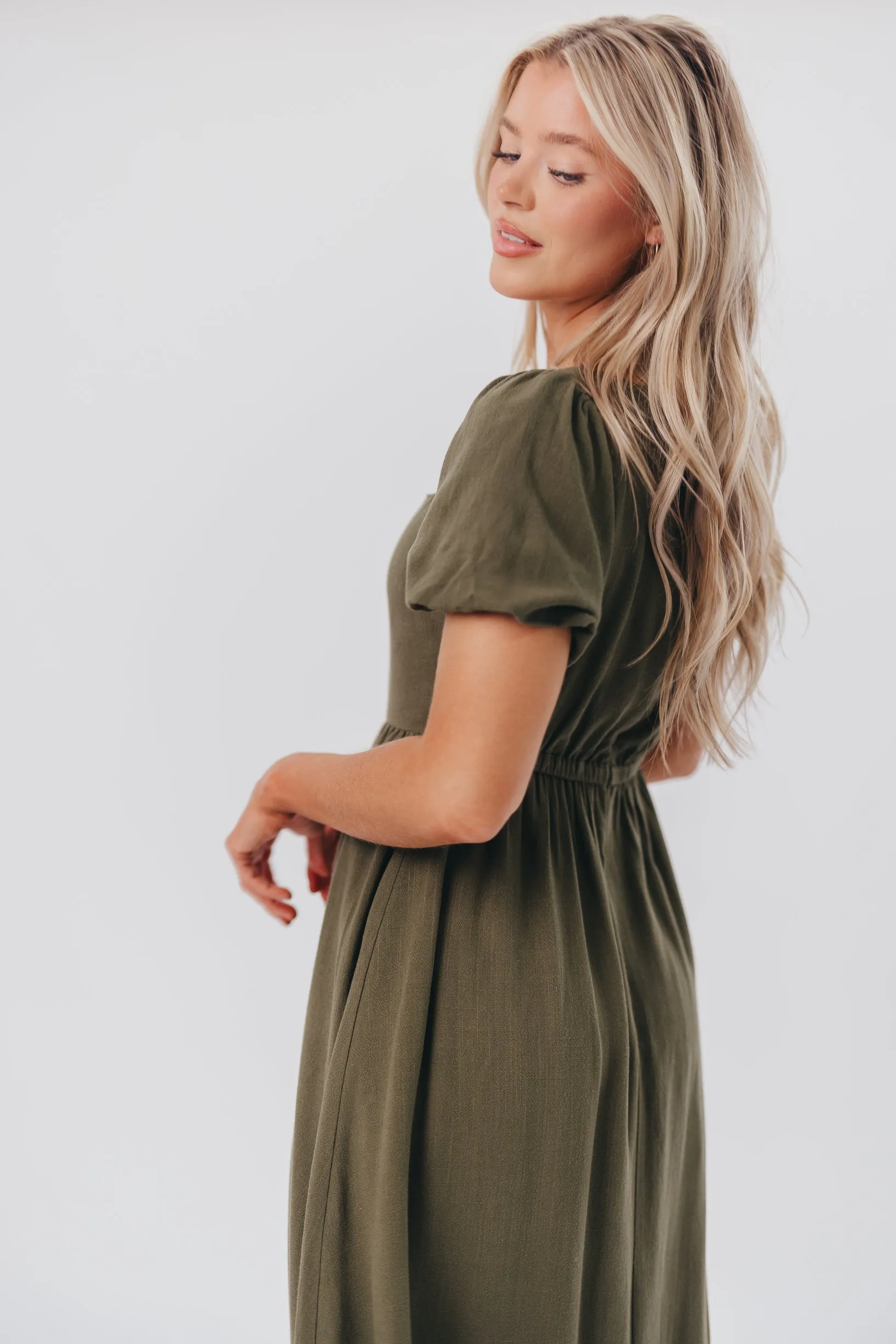 Ainsley Square Neck Midi Dress with Puffed Sleeves in Hunter Green - Bump Friendly