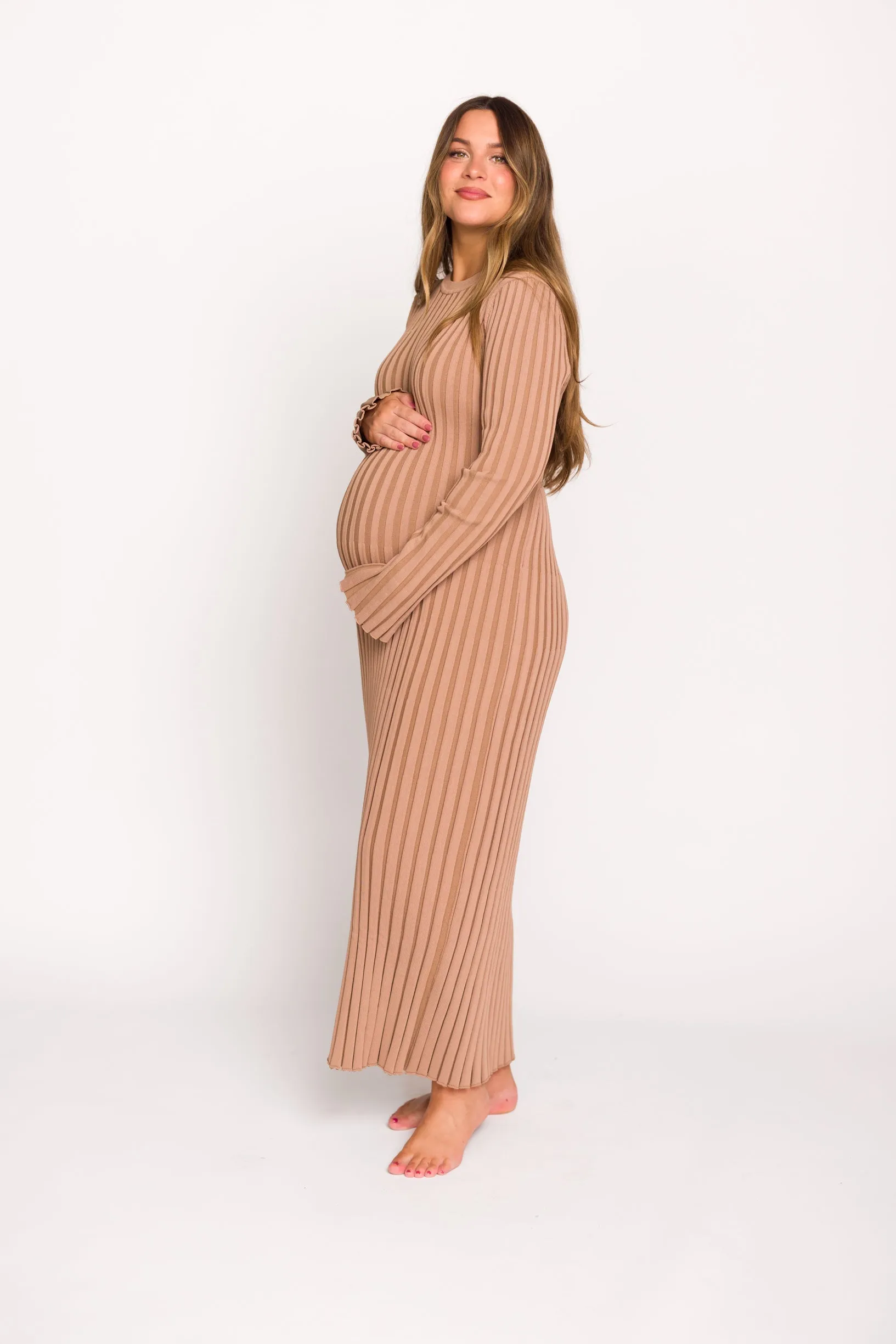 Colette Premium Long Sleeved Ribbed Knit Maxi Dress in Dark Natural - Bump Friendly