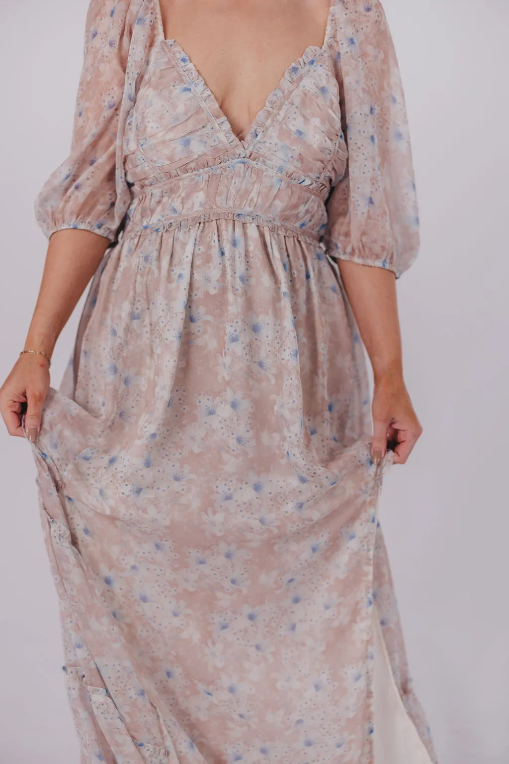 Daphne Maxi Dress in Beige Blue Floral - Bump Friendly & Inclusive Sizing (S-3XL)