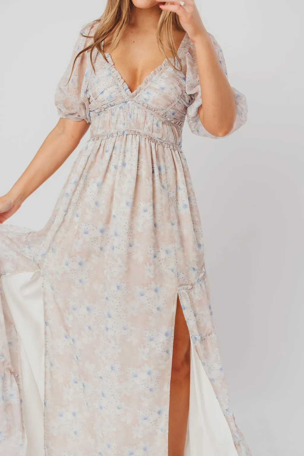 Daphne Maxi Dress in Beige Blue Floral - Bump Friendly & Inclusive Sizing (S-3XL)