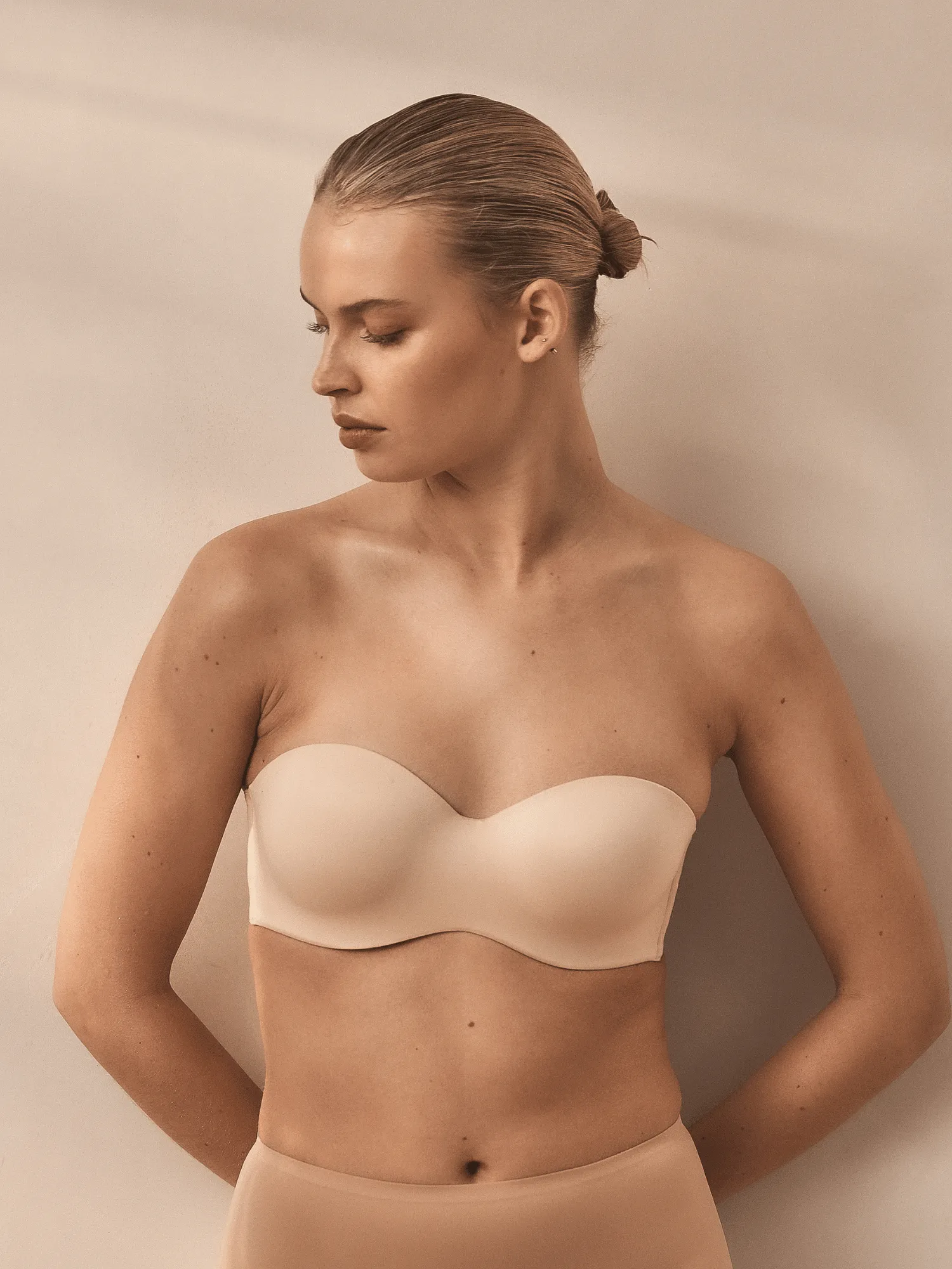 Memory Strapless Bra - MM014