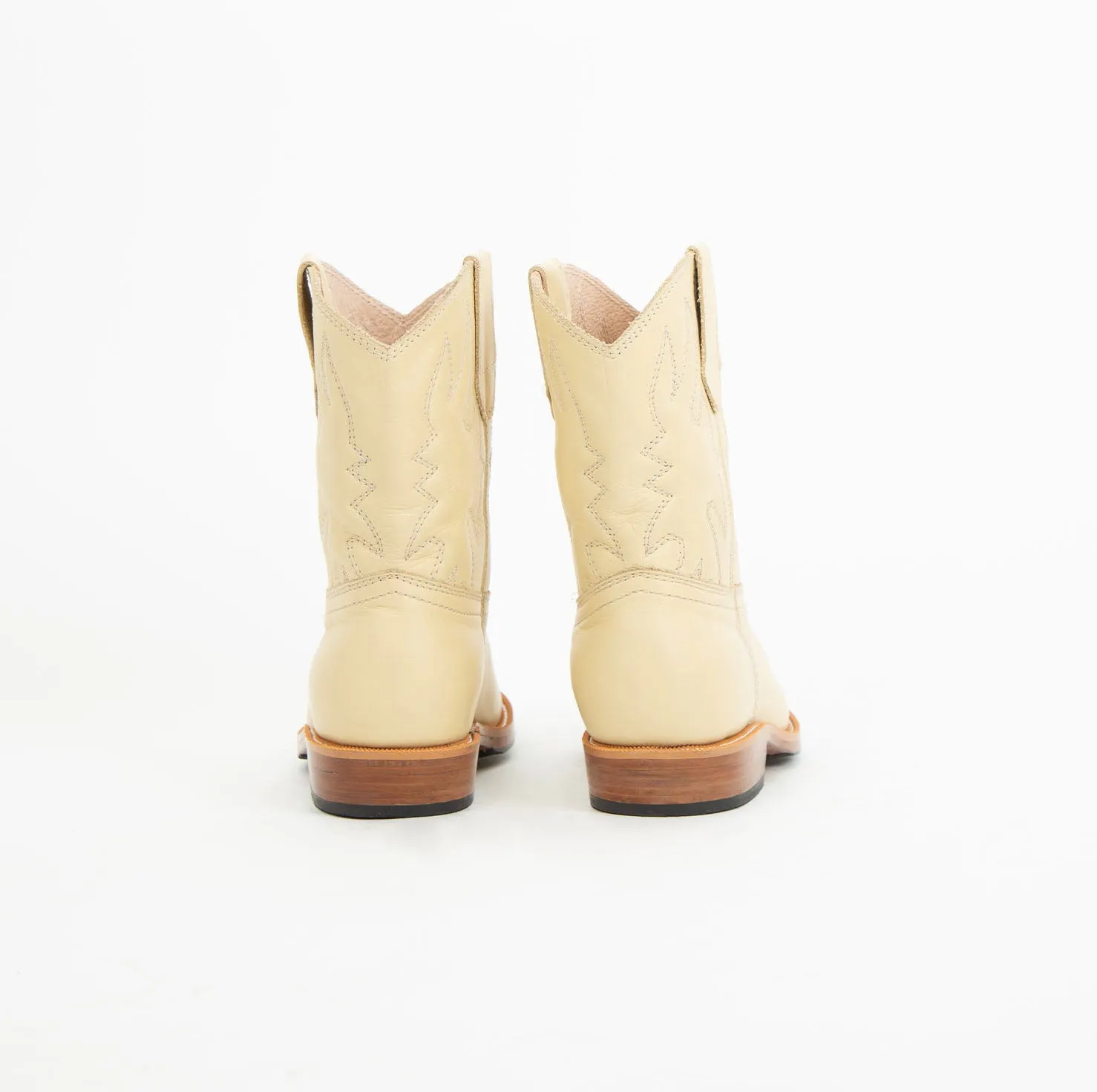 MK221350 - NEW Dirt Kickers Boots Butter [Western Leather Boots]