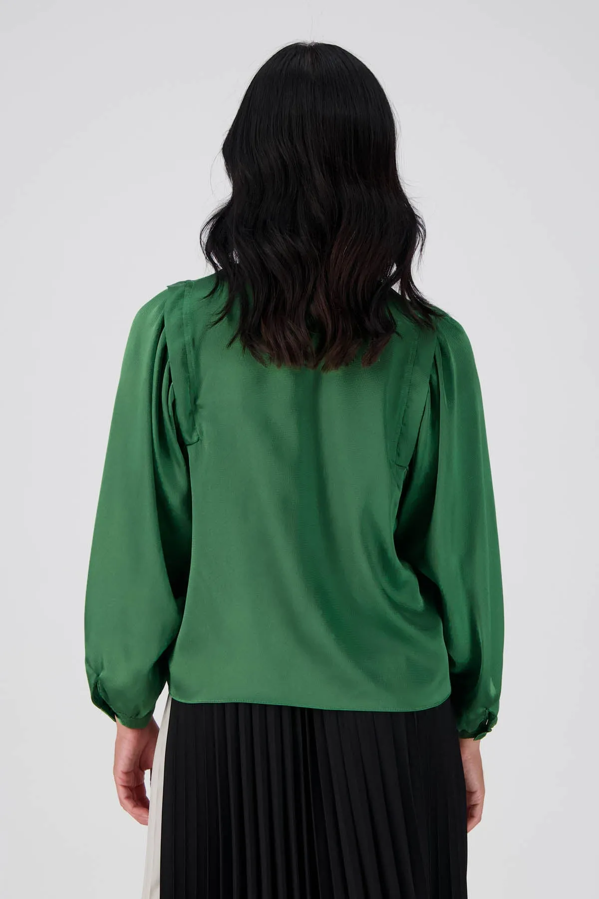 Moonshine Blouse Green in Satin Viscose