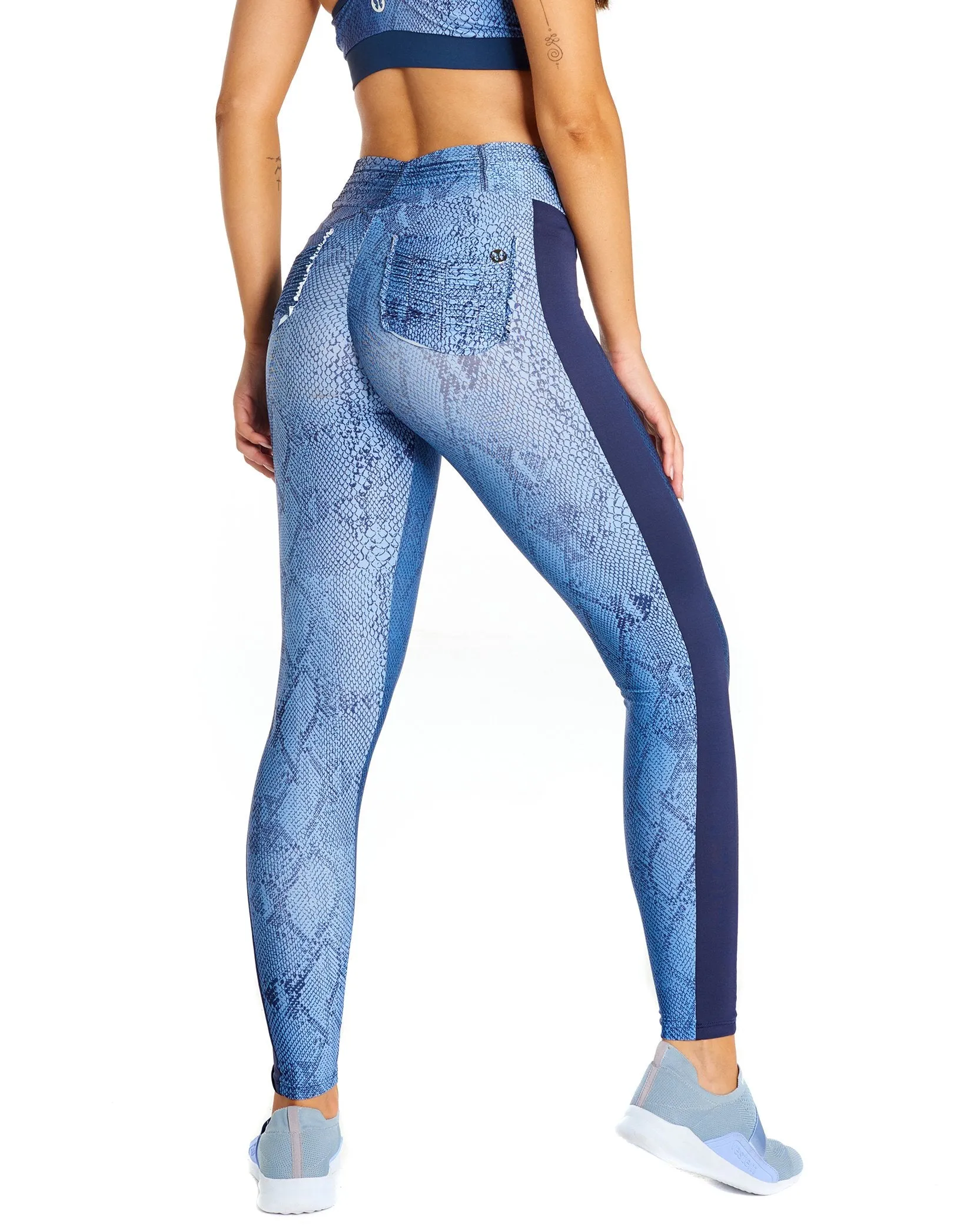 Scrunch Booty Blue Viper Legging