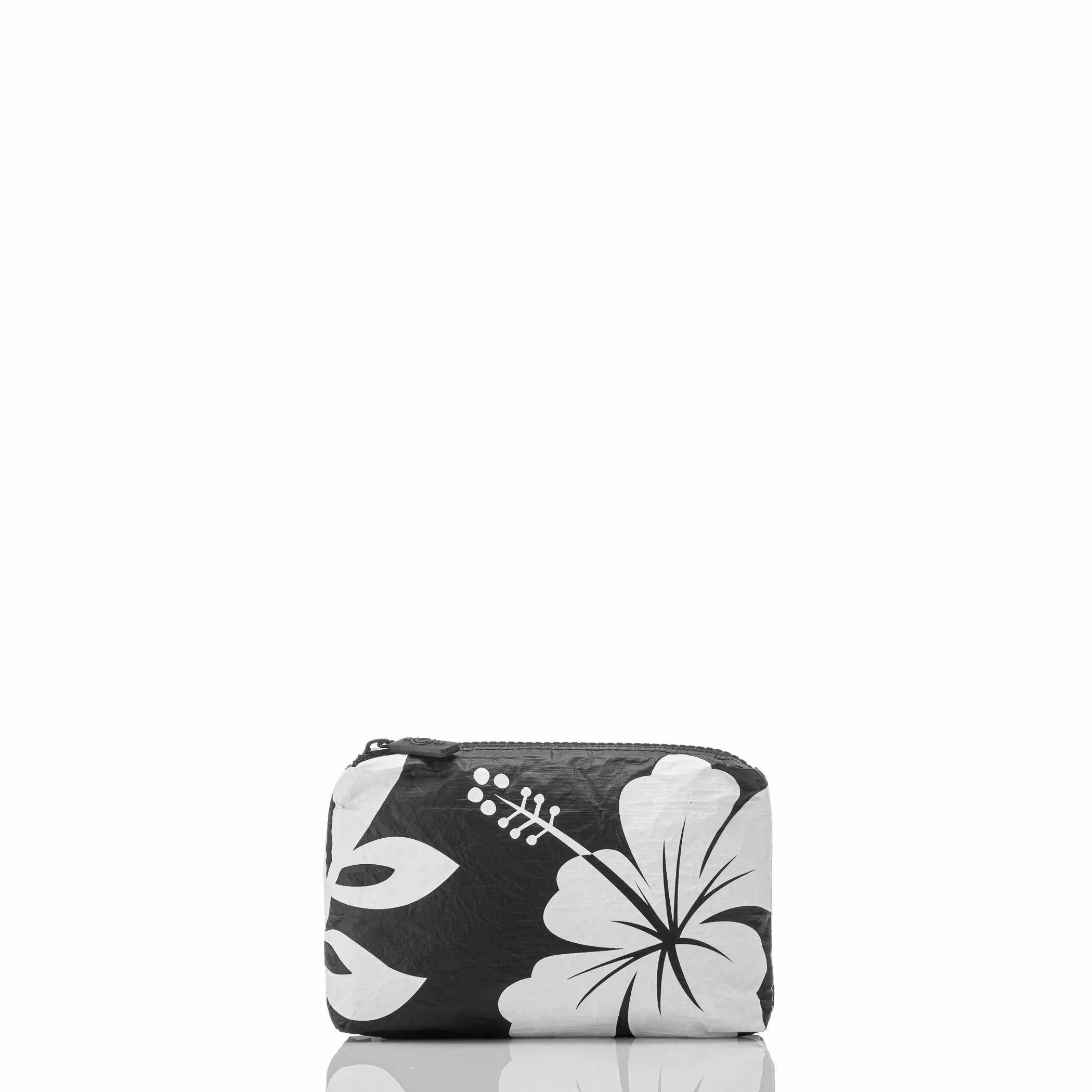 Waipio Mini Pouch / White & Black